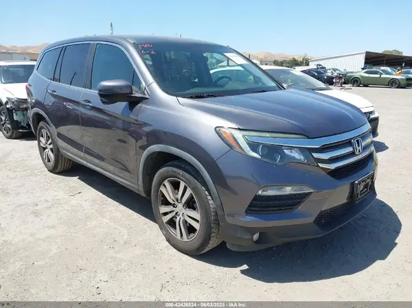 5FNYF5H33HB014629 2017 HONDA PILOT - Image 1