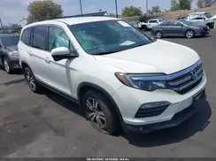 5FNYF5H33HB018762 2017 HONDA PILOT