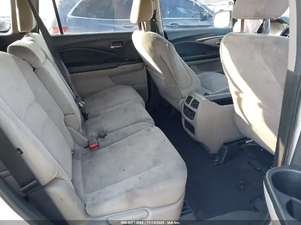 5FNYF5H33HB033293 2017 HONDA PILOT - Image 8