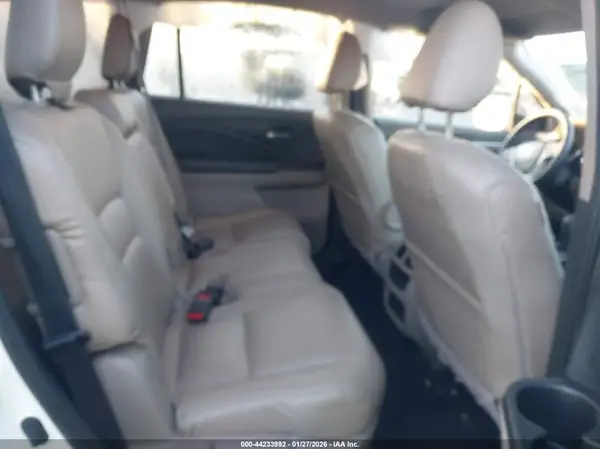 5FNYF5H33JB010991 2018 HONDA PILOT - Image 8