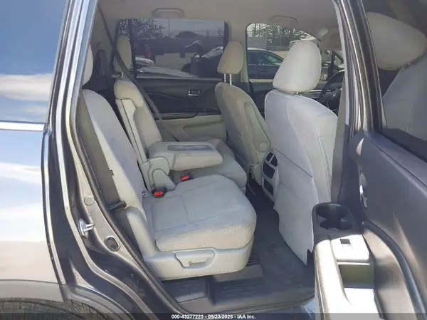 5FNYF5H33JB019612 2018 HONDA PILOT - Image 8