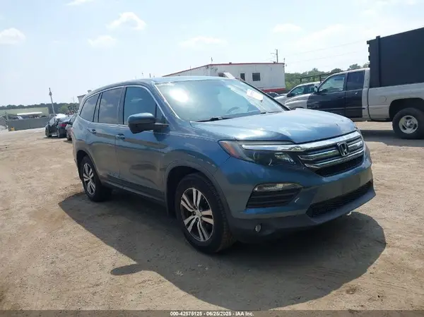 5FNYF5H33JB033056 2018 HONDA PILOT - Image 1