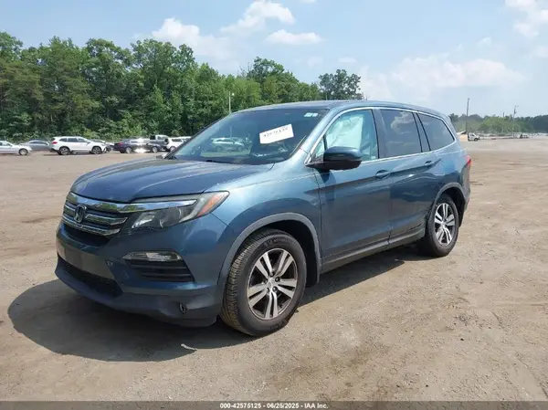 5FNYF5H33JB033056 2018 HONDA PILOT - Image 2