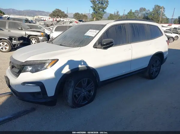 5FNYF5H33NB007465 2022 HONDA PILOT - Image 2