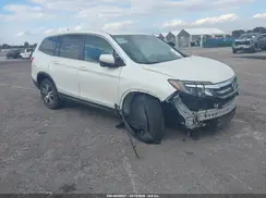 5FNYF5H34HB011318 2017 HONDA PILOT