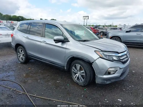 5FNYF5H34HB016017 2017 HONDA PILOT - Image 1