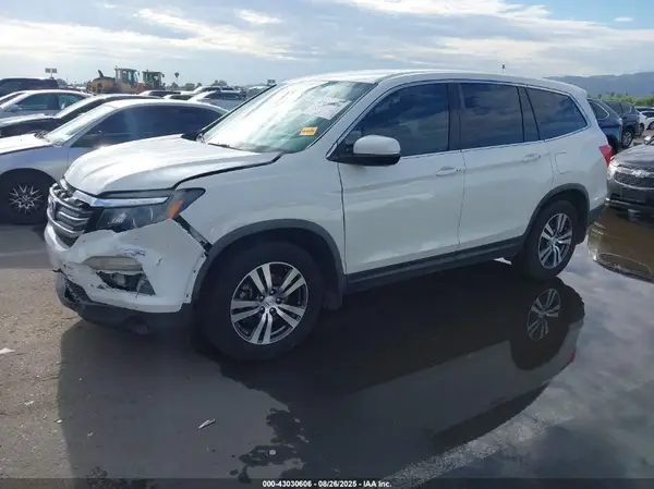 5FNYF5H34HB018754 2017 HONDA PILOT - Image 2