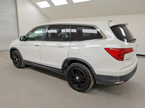 5FNYF5H34HB033996 2017 HONDA PILOT - Image 2