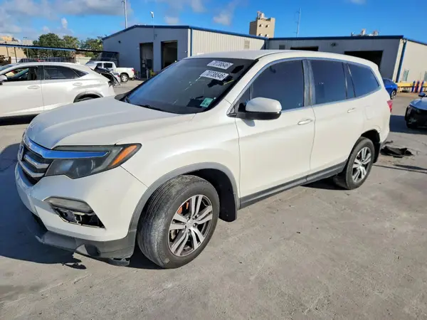 5FNYF5H34JB002009 2018 HONDA PILOT - Image 1