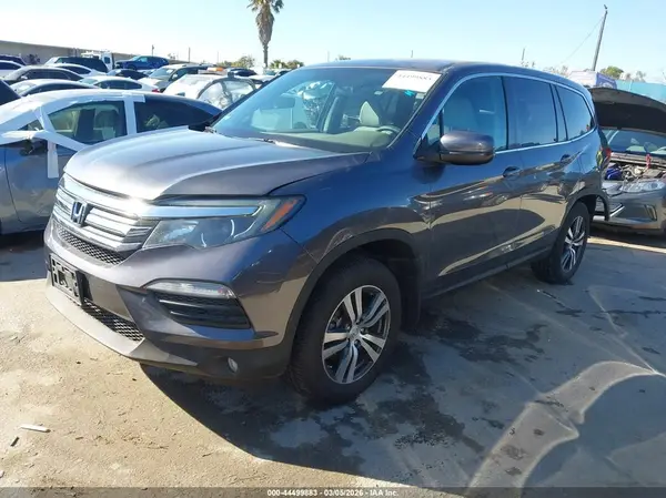 5FNYF5H34JB026469 2018 HONDA PILOT - Image 2