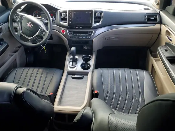 5FNYF5H34JB027430 2018 HONDA PILOT - Image 8