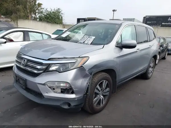 5FNYF5H34JB033681 2018 HONDA PILOT - Image 2