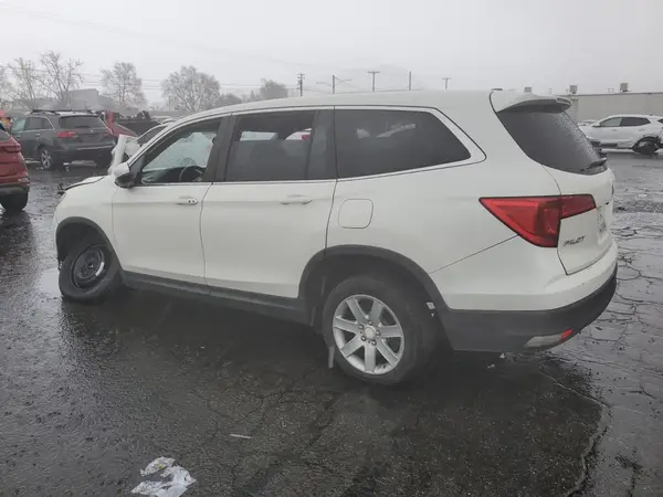5FNYF5H35GB015716 2016 HONDA PILOT - Image 2