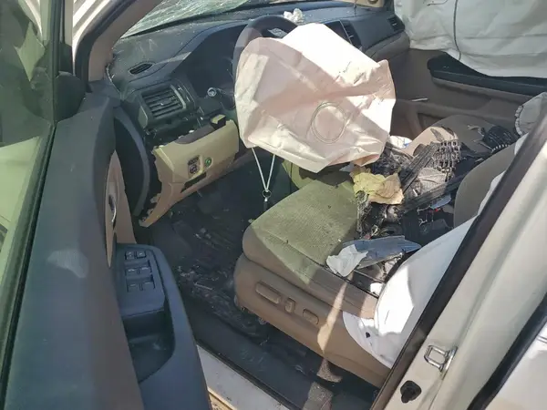 5FNYF5H35GB016011 2016 HONDA PILOT - Image 8