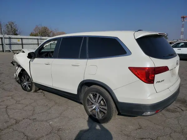 5FNYF5H35HB007858 2017 HONDA PILOT - Image 2