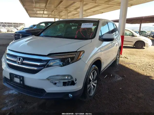 5FNYF5H35HB012137 2017 HONDA PILOT - Image 2