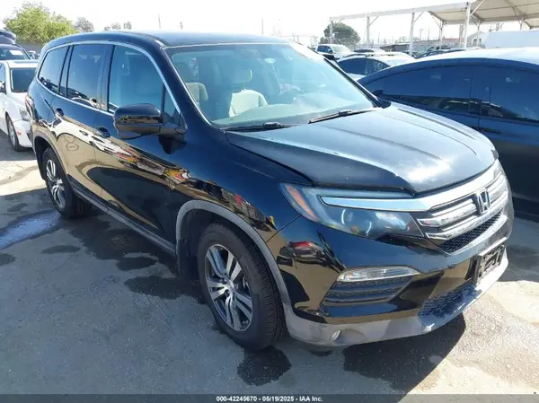 5FNYF5H35HB013403 2017 HONDA PILOT - Image 1