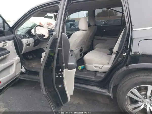 5FNYF5H35HB013417 2017 HONDA PILOT - Image 8
