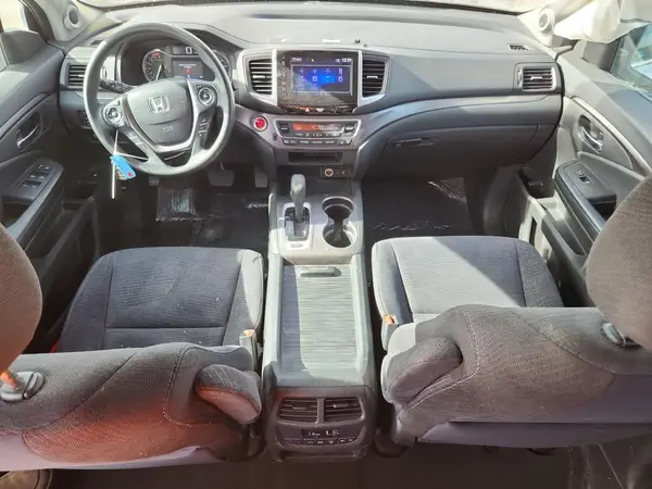 5FNYF5H35HB019718 2017 HONDA PILOT - Image 8
