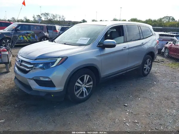 5FNYF5H35HB035563 2017 HONDA PILOT - Image 2