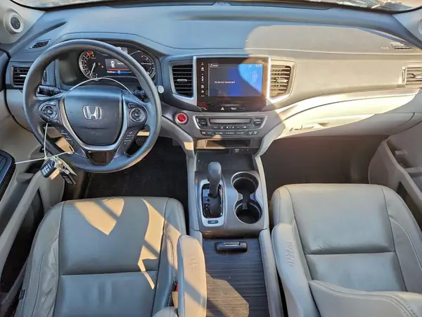 5FNYF5H35HB046255 2017 HONDA PILOT - Image 8