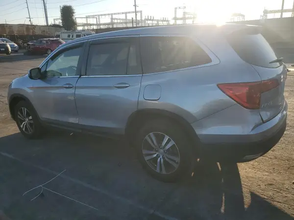 5FNYF5H35JB015030 2018 HONDA PILOT - Image 2