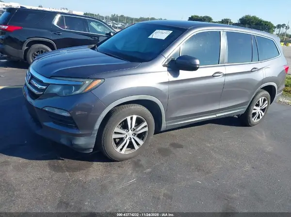 5FNYF5H35JB015433 2018 HONDA PILOT - Image 2