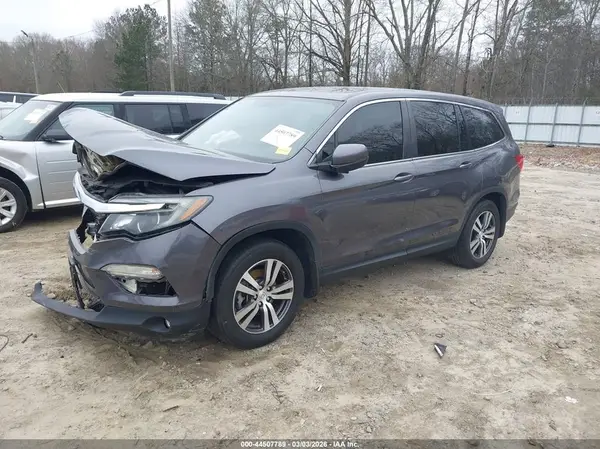 5FNYF5H35JB018574 2018 HONDA PILOT - Image 2
