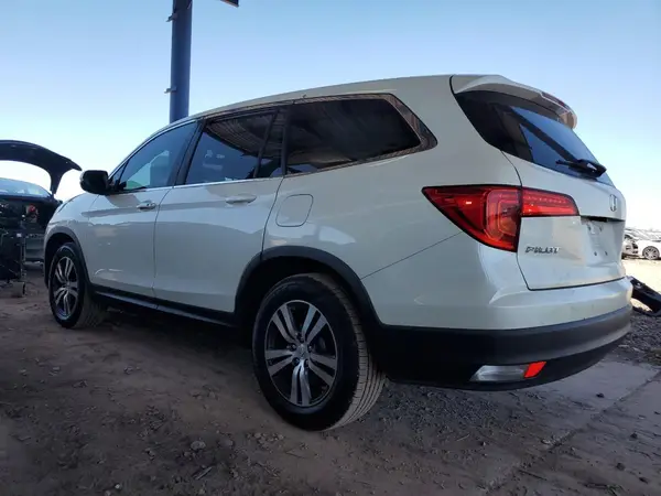 5FNYF5H36HB001843 2017 HONDA PILOT - Image 2