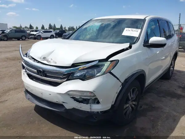 5FNYF5H36HB042716 2017 HONDA PILOT - Image 2