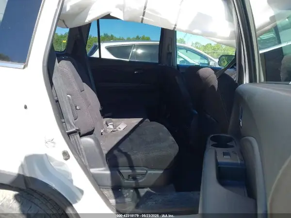5FNYF5H36HB047317 2017 HONDA PILOT - Image 8