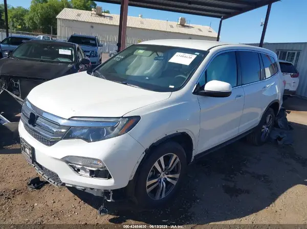 5FNYF5H36JB011567 2018 HONDA PILOT - Image 2