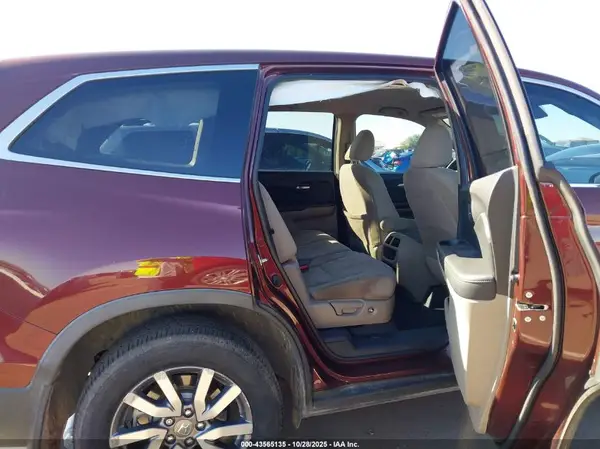 5FNYF5H36KB045672 2019 HONDA PILOT - Image 8