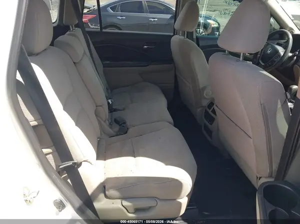 5FNYF5H37GB038799 2016 HONDA PILOT - Image 8