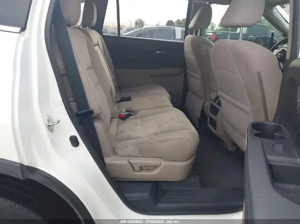 5FNYF5H37HB034558 2017 HONDA PILOT - Image 8