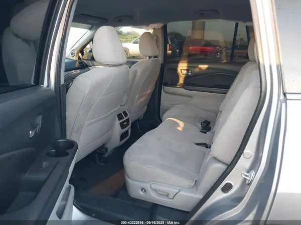 5FNYF5H37MB022288 2021 HONDA PILOT - Image 8