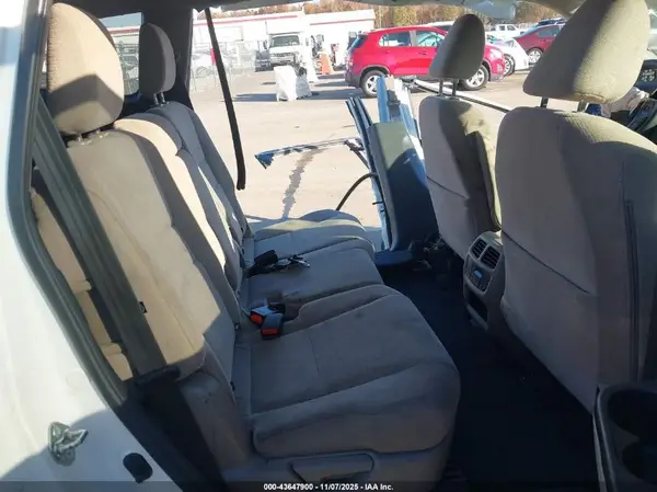 5FNYF5H38HB018739 2017 HONDA PILOT - Image 8