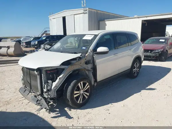 5FNYF5H38HB047321 2017 HONDA PILOT - Image 2