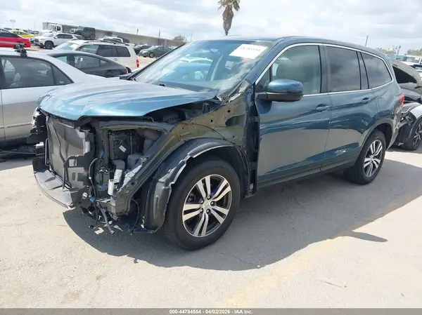 5FNYF5H38JB005110 2018 HONDA PILOT - Image 2