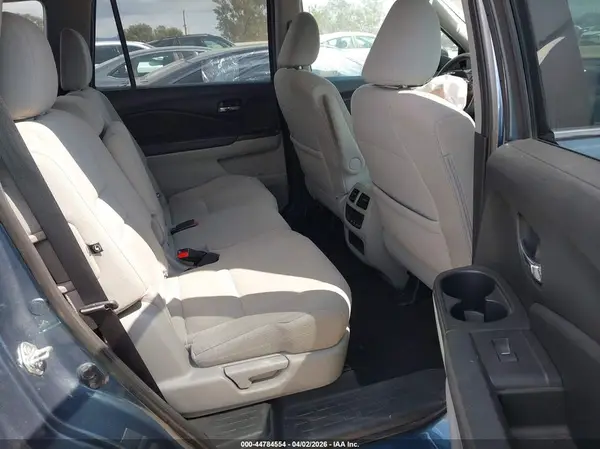 5FNYF5H38JB005110 2018 HONDA PILOT - Image 8