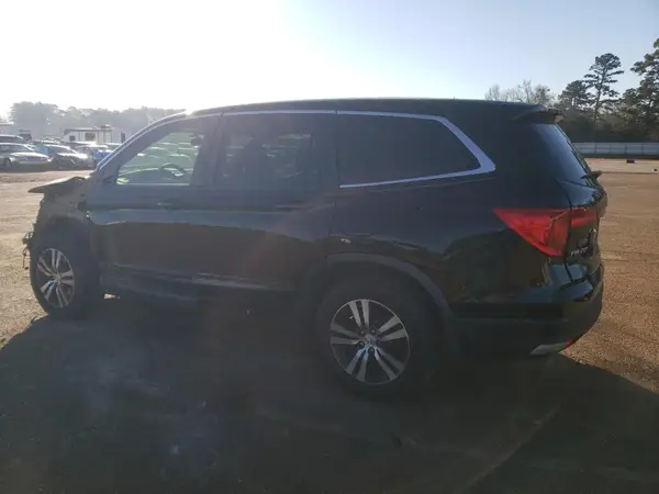 5FNYF5H38JB010534 2018 HONDA PILOT - Image 2