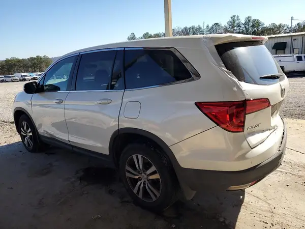 5FNYF5H38JB026717 2018 HONDA PILOT - Image 2