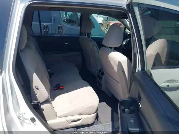 5FNYF5H38JB031979 2018 HONDA PILOT - Image 8