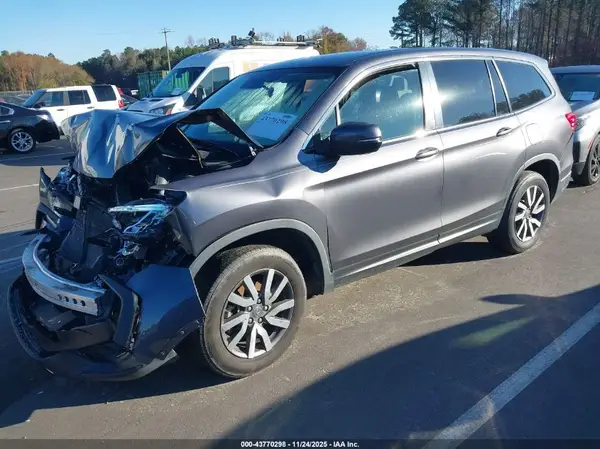 5FNYF5H38LB011878 2020 HONDA PILOT - Image 2