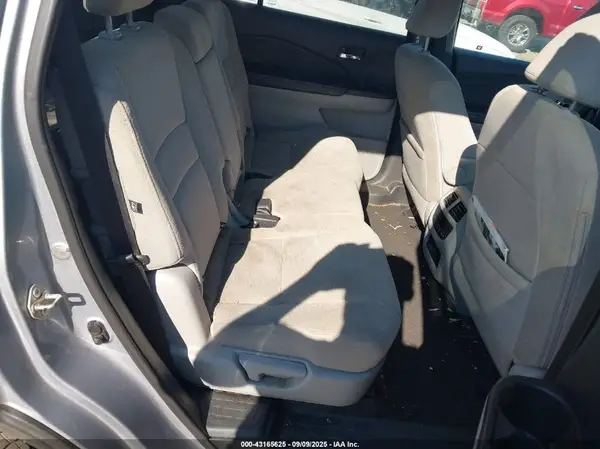 5FNYF5H39HB014246 2017 HONDA PILOT - Image 8