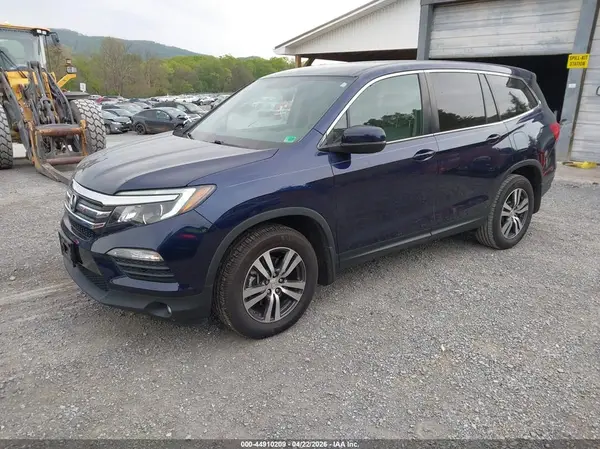 5FNYF5H39JB005407 2018 HONDA PILOT - Image 2