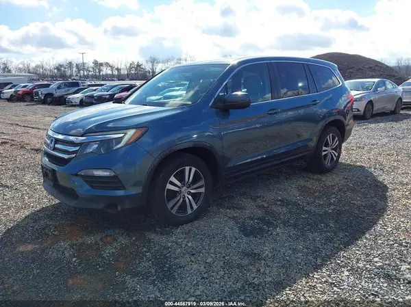 5FNYF5H39JB025351 2018 HONDA PILOT - Image 2