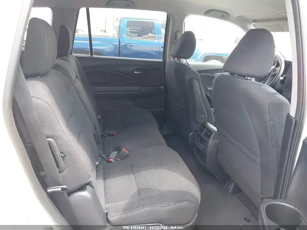 5FNYF5H39JB026709 2018 HONDA PILOT - Image 8