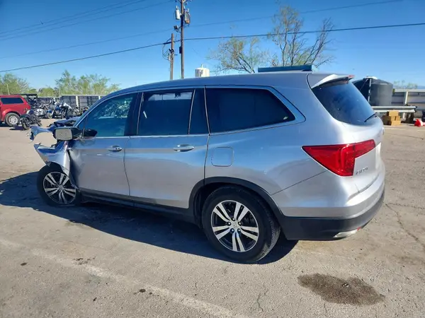5FNYF5H39JB033658 2018 HONDA PILOT - Image 2