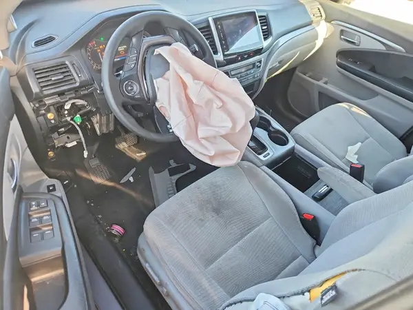 5FNYF5H39JB033658 2018 HONDA PILOT - Image 8
